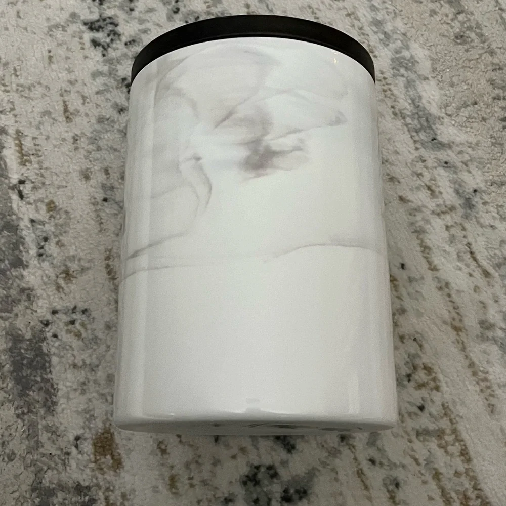 Like 🆕 Bed Bath and Beyond faux marble finish porcelain storage container